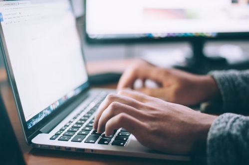 免費(fèi)PDF全文翻譯工具推薦與禮儀服務(wù)行業(yè)應(yīng)用指南